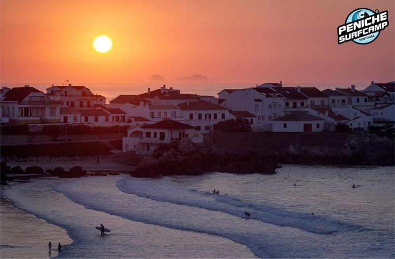 Peniche Surfcamp Hostel Baleal Exterior photo